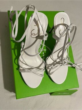 Sam Edelman Sareena white
Stiletto Heel Open Toe Ankle
Strap Heeled Sandals